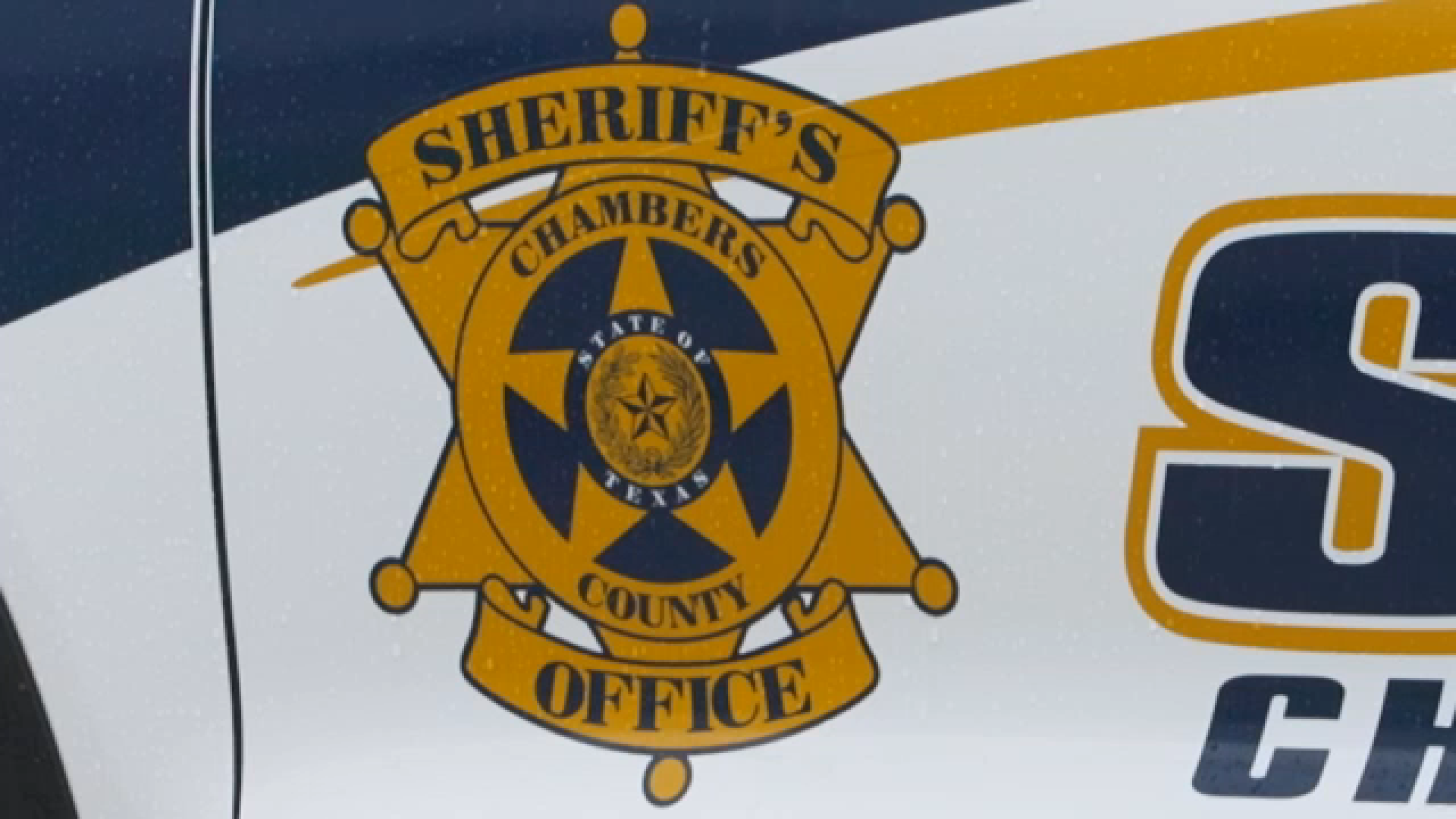 Man flew into NY, drove to Texas to steal money from senior couple in Chambers Co.: investigators