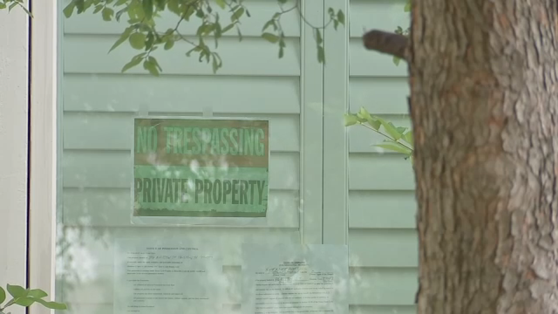 Man who claims to own home in middle of murder case also claims ownership in 8 other houses: records