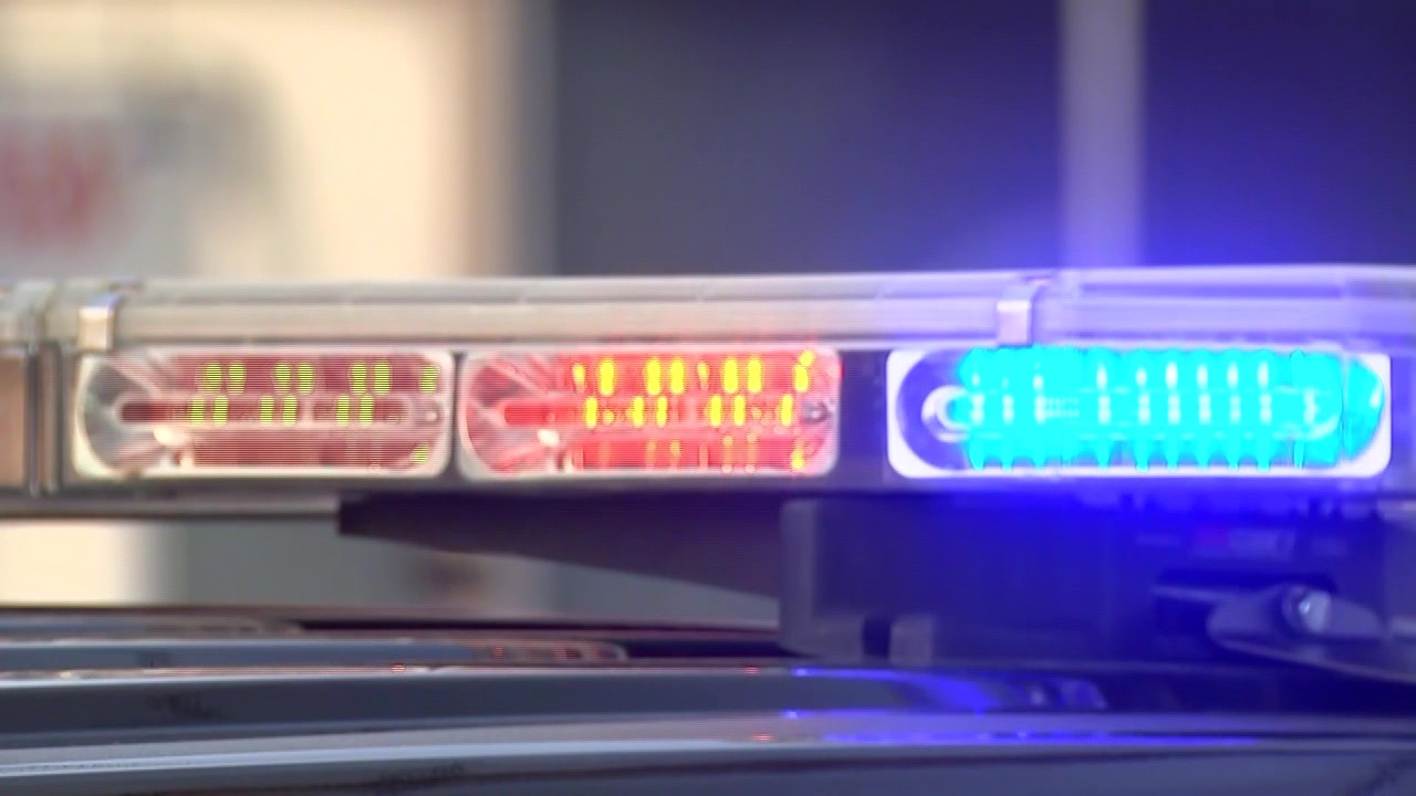 2 teens shot in shooting in southwest Harris County, authorities on scene investigating