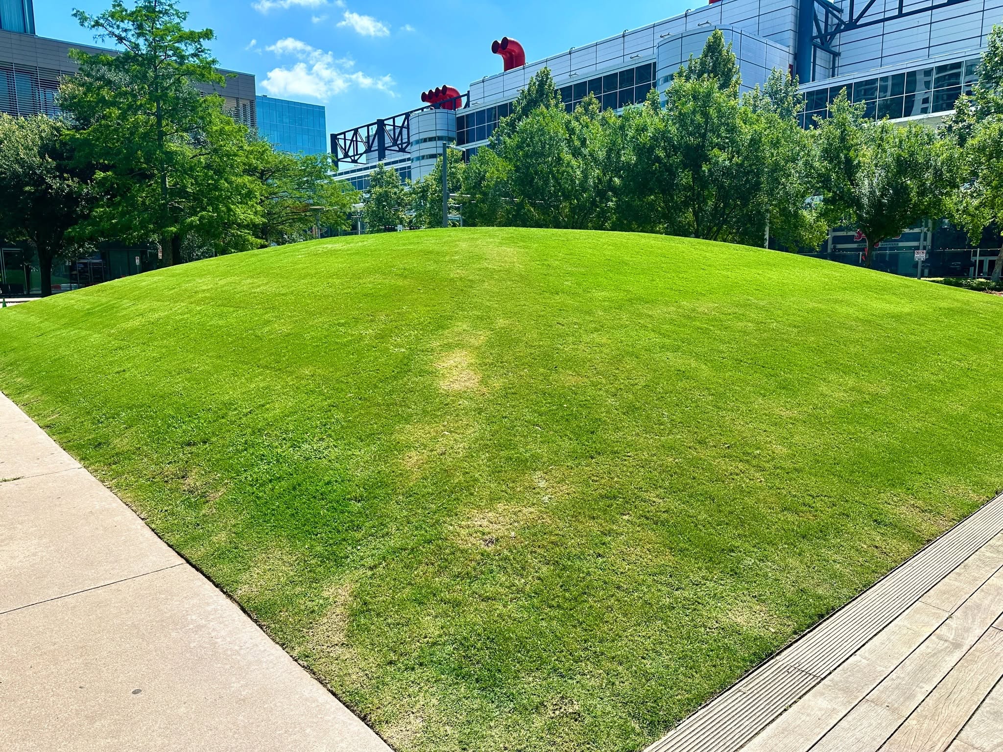 Discovery Green to be closed Saturday night after Houston Police request