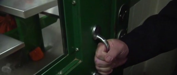 Former Harris County jailer sentenced, loses license after handcuff assault on inmate