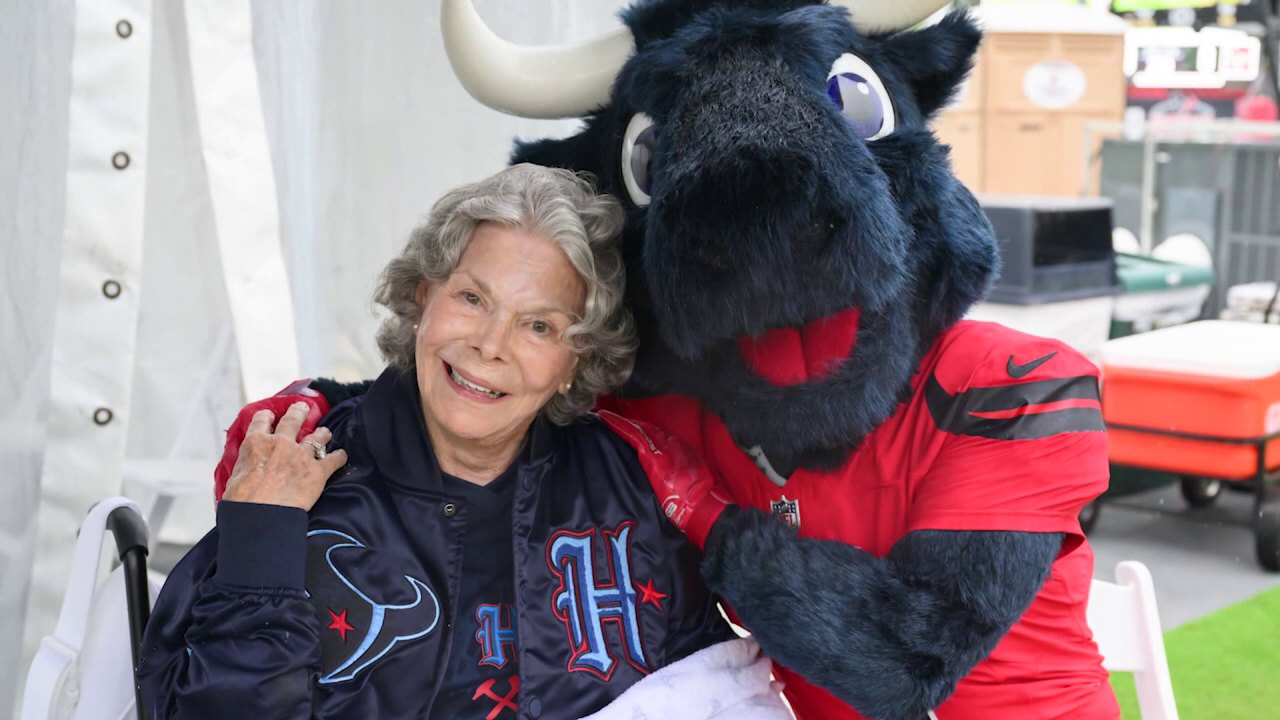 Houston Texans co-founder, senior chair Janice McNair remembered for her legacy of generosity
