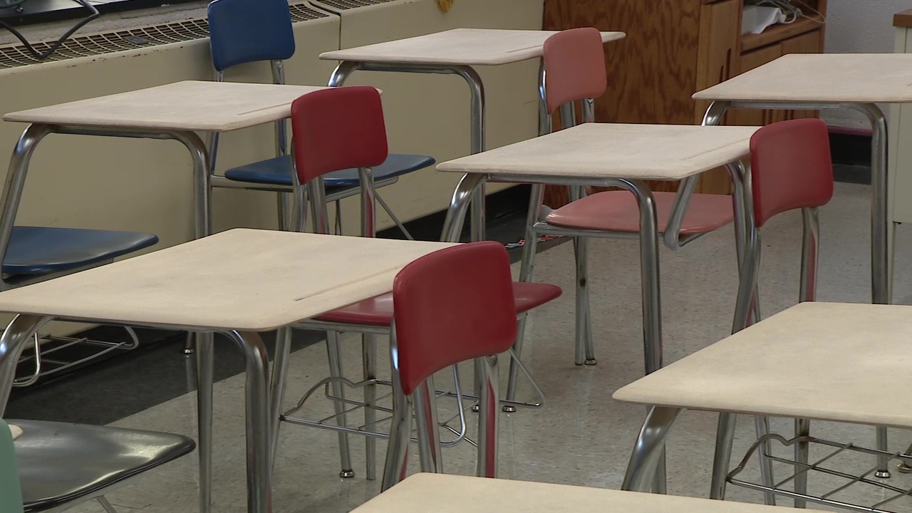 Texas students make gains in math and social studies, but reading growth stalls