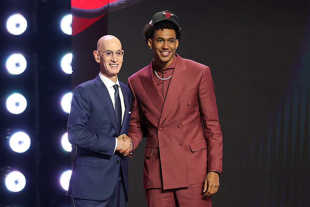 NBA Draft 2026: Chicago Bulls draft Texas standout Dailyn Swain at No. 15