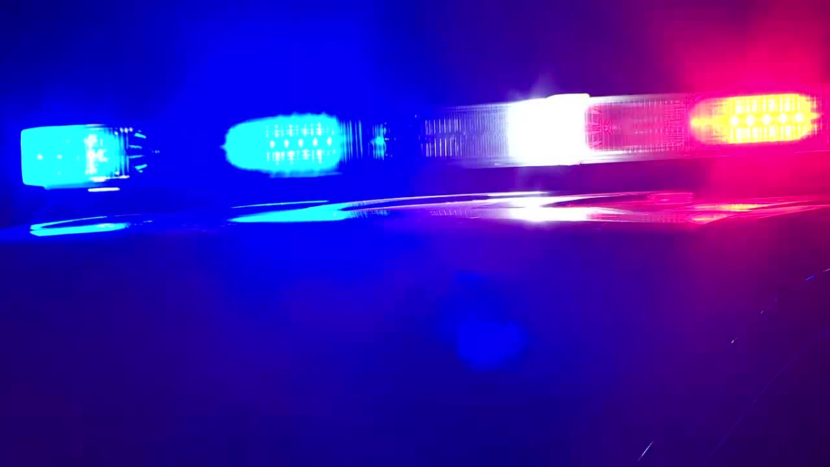 Toddler killed, one injured after Mississippi officers fire at car