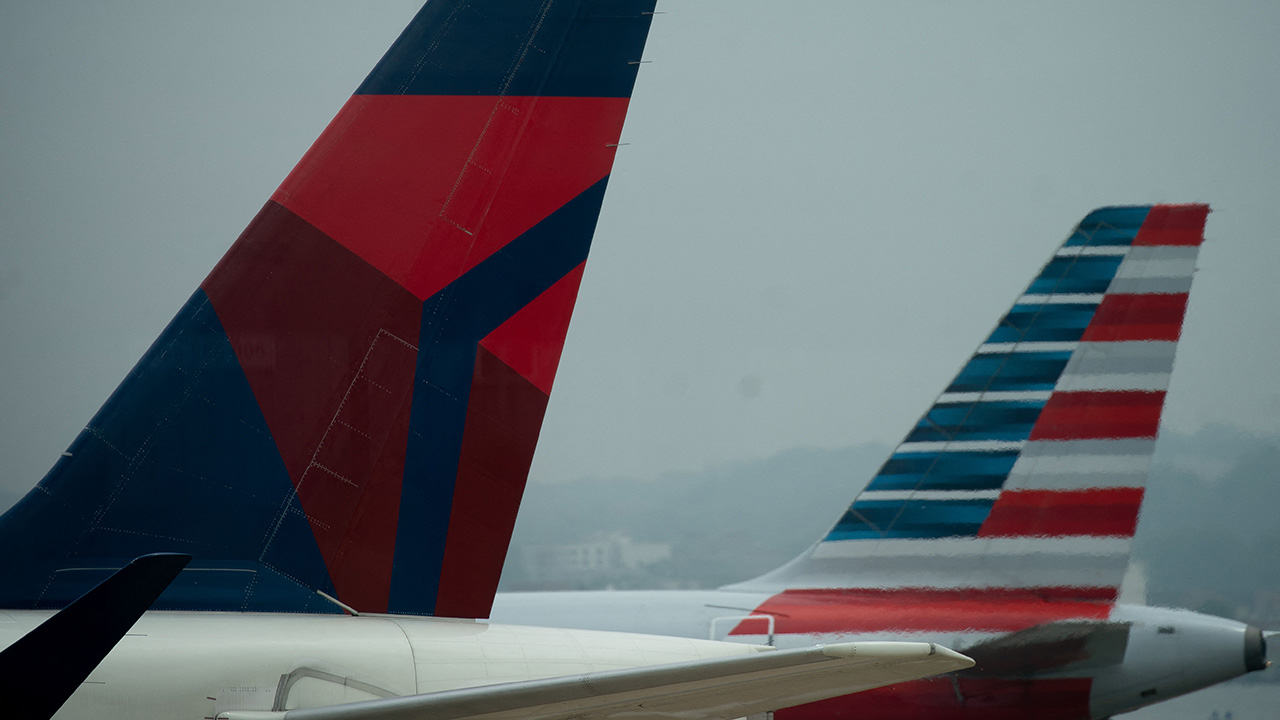 Boston close call as American and Delta jets were only 300 feet apart, expert says