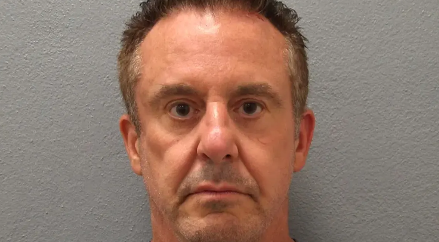 Florida man accused of kidnapping teen, hiding her in dryer